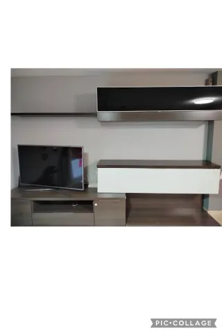 Mueble de salón madera y cristal