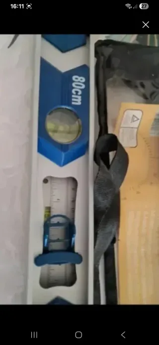 Nivel multifuncional con funda