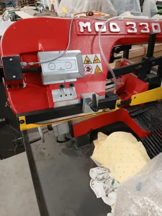 Sierra de cinta automática FAT 330