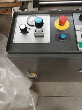 Sierra de cinta automática FAT 330