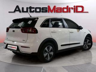 Kia Niro 1.6 GDi HEV 104kW (141CV) Drive