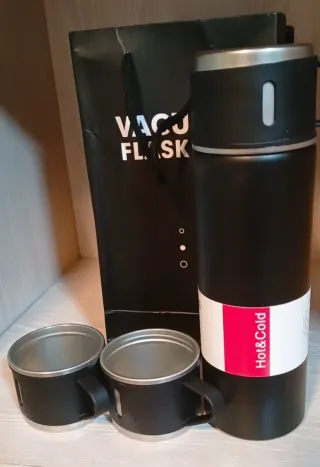 Set Termo y Tazas Negro