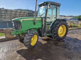 John Deere 5615f