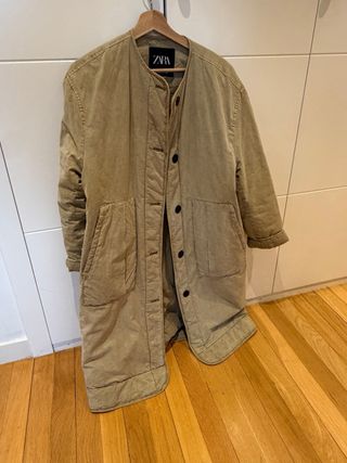 Abrigo Zara Acolchado Beige Talla M