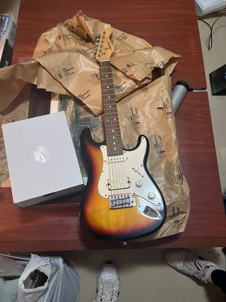 Guitarra Eléctrica Aria pro II STG