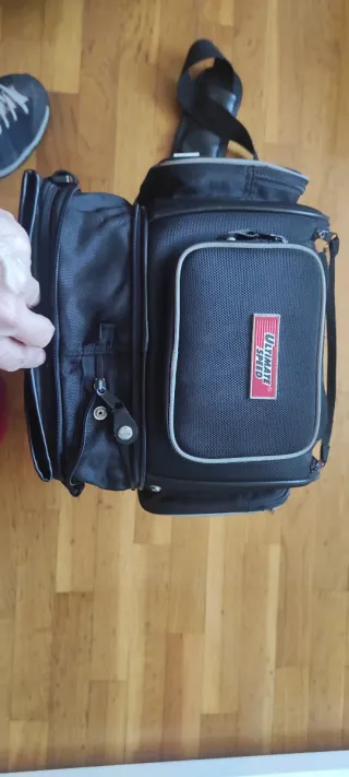 Mochila depósito moto con imanes impecable