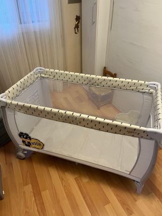 Cuna de viaje plegable