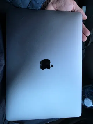 macbook pro 13 inch 2017 i5  128GB