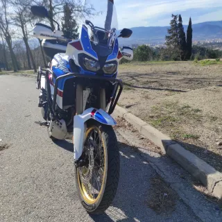 Honda Africa Twin 1000 adventure manual