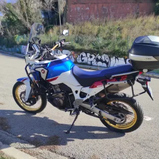 Honda Africa Twin 1000 adventure manual