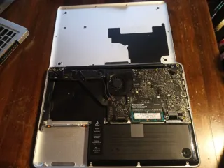 Lotto 3 MacBook + 1 Dell per ricambi