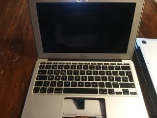 Lotto 3 MacBook + 1 Dell per ricambi