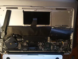 Lotto 3 MacBook + 1 Dell per ricambi