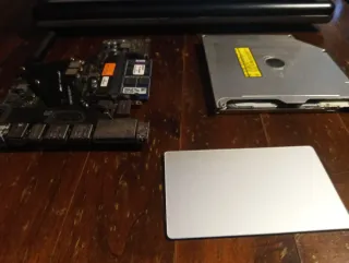 Lotto 3 MacBook + 1 Dell per ricambi