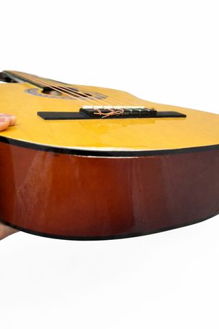 Guitarra Clásica con Afinador