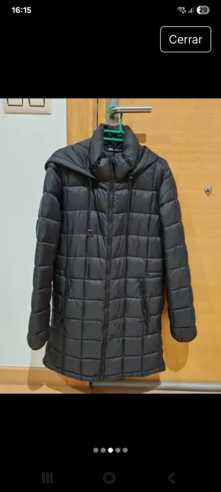 Abrigo acolchado negro Zara