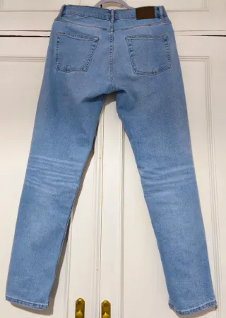 Pantalón vaquero. Nuevo sin etiqueta.