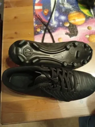 Botas de fútbol Nike Talla 43
