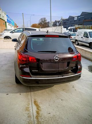 Opel Astra 2014
