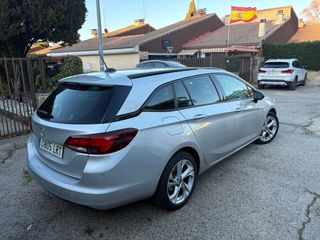 Opel Astra 2021