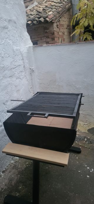 Parrilla metálica para barbacoa