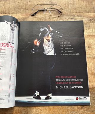 Revista Billboard Michael Jackson Julio 2009