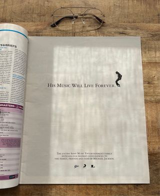 Revista Billboard Michael Jackson Julio 2009