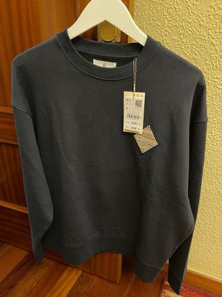 Sudadera Desigual Negra hombre talla L y jersey L