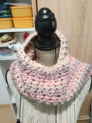 Bufanda tejida rosa y morada