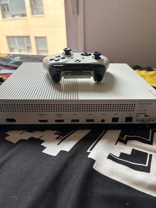 Xbox One S 500GB Blanca + Mando