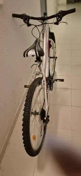 Bicicleta de mujer 26 Aluminio