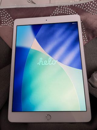 iPad 8ª Gen 32GB Blanco/Negro