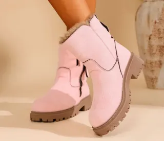 Botines rosas con cremallera y pelo