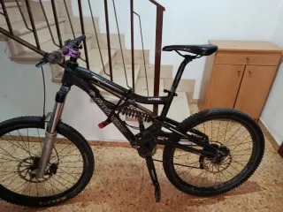 Bicicleta Montaña Santa Cruz Bullit