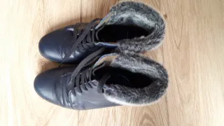 Botines azules de mujer con pelo