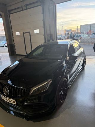 Mercedes-Benz 45 amg 2016