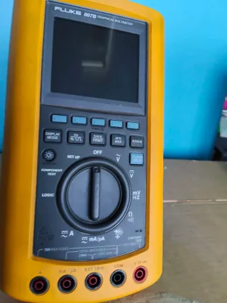 Multimetro Grafico Fluke 867B