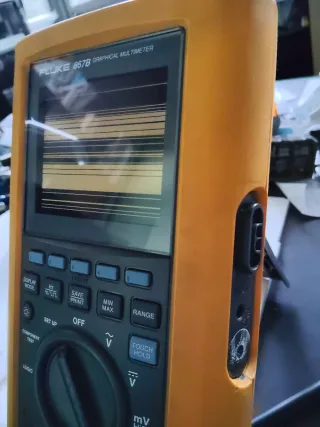 Multimetro Grafico Fluke 867B