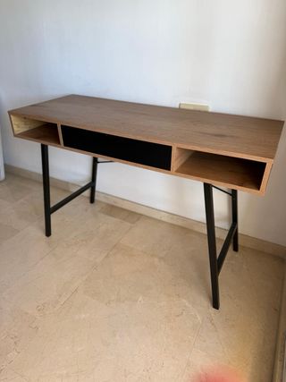 Escritorio moderno madera y metal