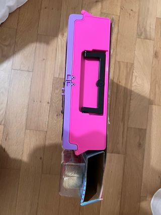 Armadio Barbie Mattel con accessori