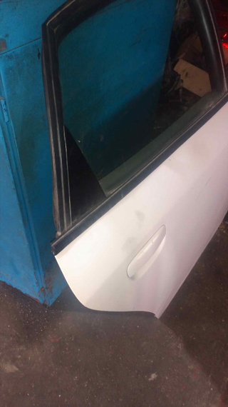 PUERTA TRASERA DERECHA AUDI A4 BERLINA (8E) *