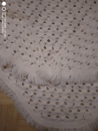 Chal de lana crochet vintage blanco