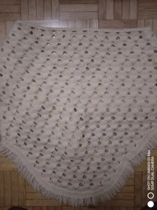 Chal de lana crochet vintage blanco