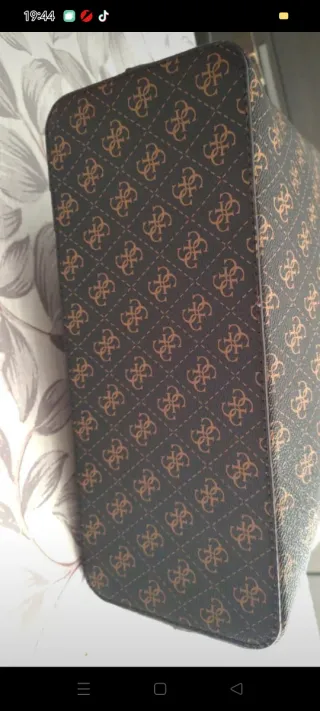 Borsa Guess marrone/oro