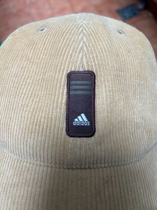 Gorra Adidas Corduroy Beige