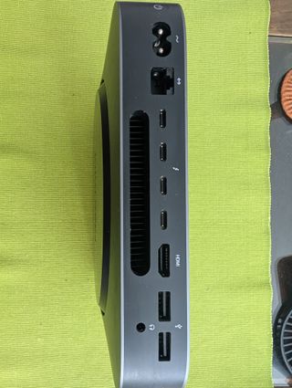 Mac Mini i5 8 a 64Gb RAM 256 SSD