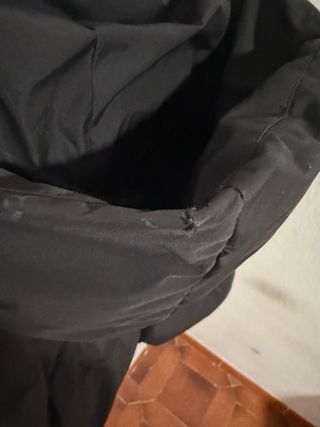 Abrigo acolchado Stradivarius negro XL