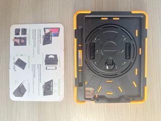 Cover protettiva arancione per iPad 11 Pro