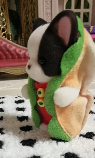 Sylvanian Families bulldog