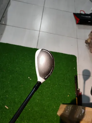 Híbrido TaylorMade SIM MAX 3